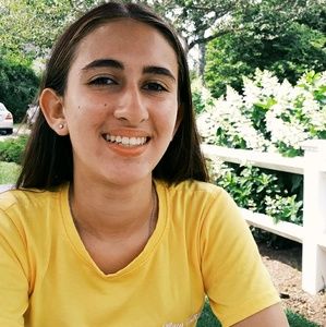 Meet your Posher, Leah